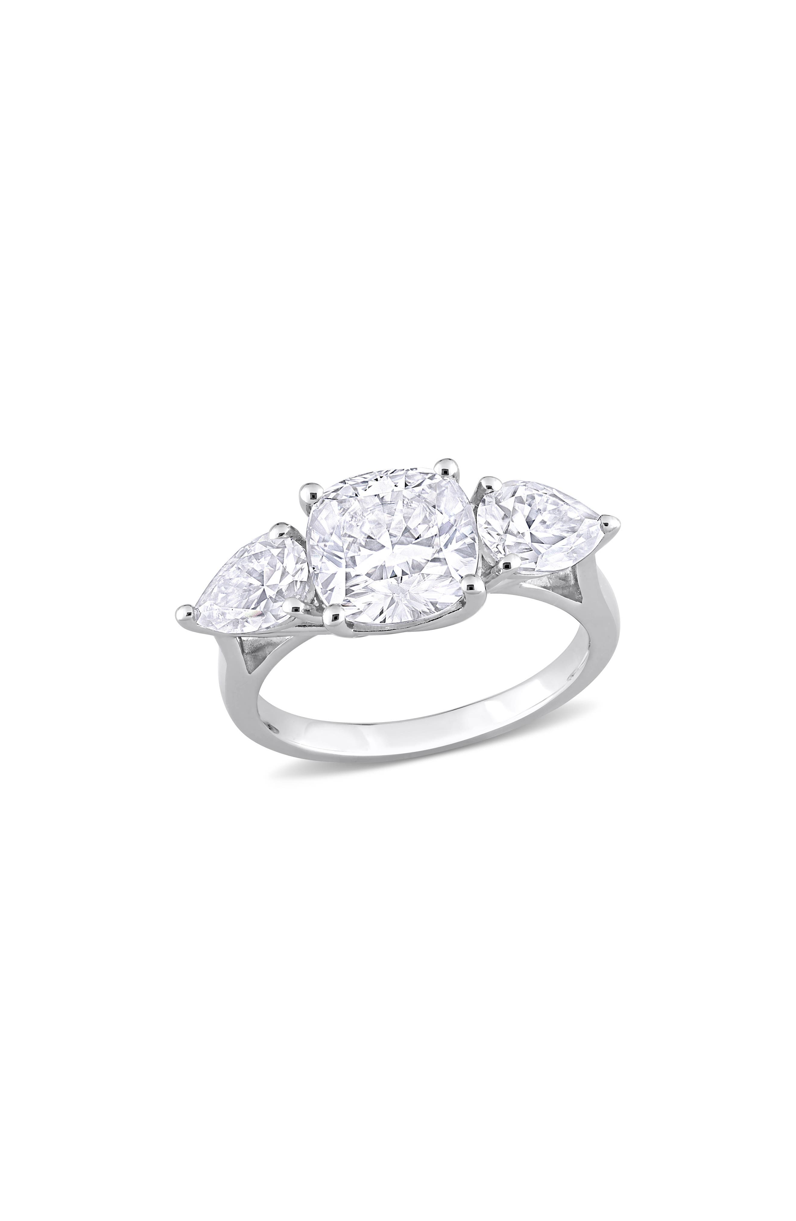 DELMAR Cushion Cut & Pear Cut Moissanite Ring