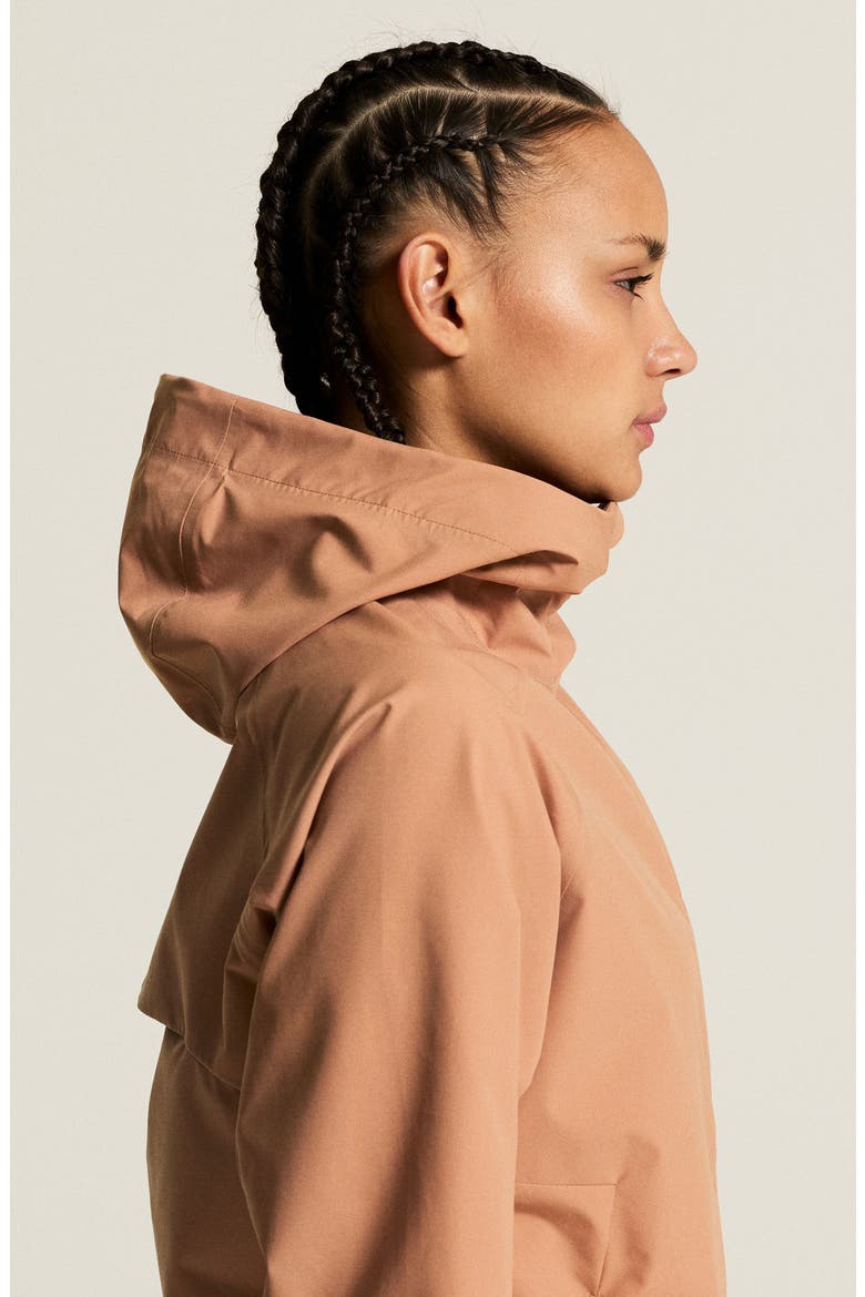 Essence Hydro 2 Performance Jacket, Alternate, color, SYRUP