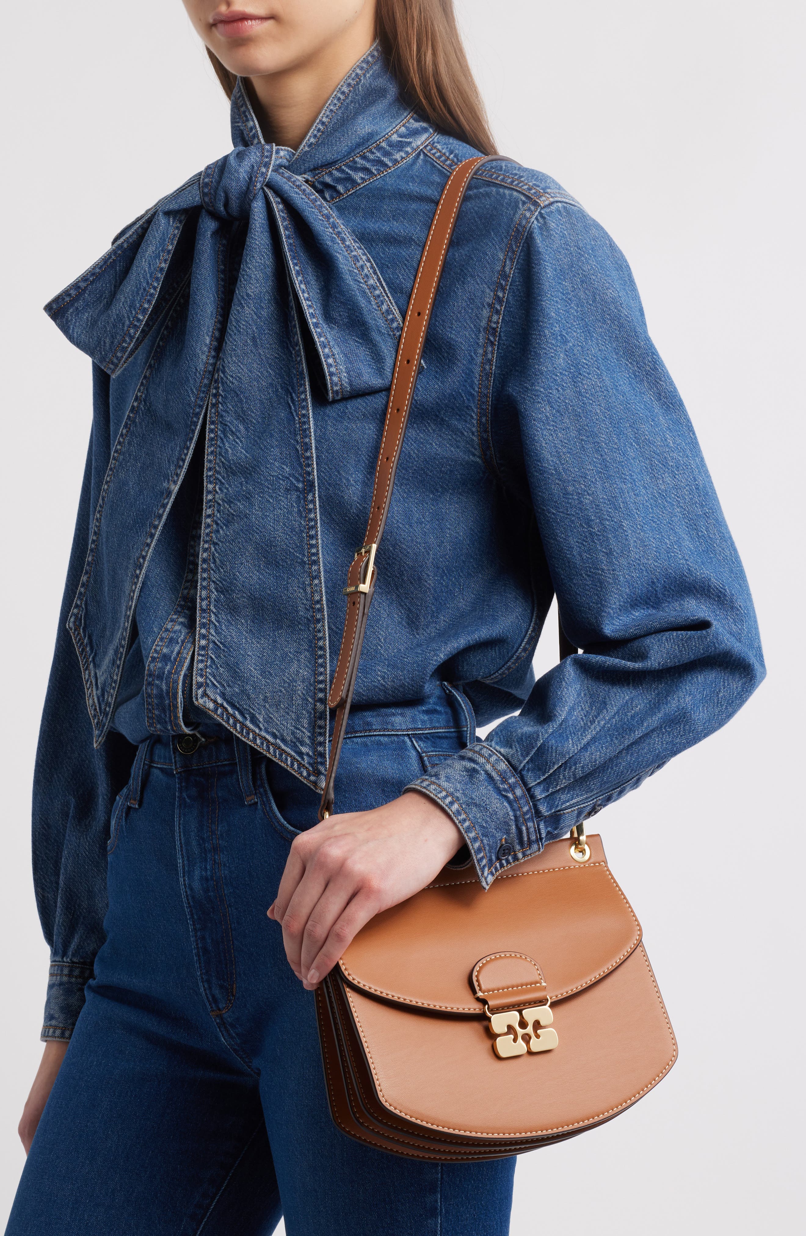Small Apo-G Leather Crossbody Bag, Alternate, color, CARAMEL CAFE