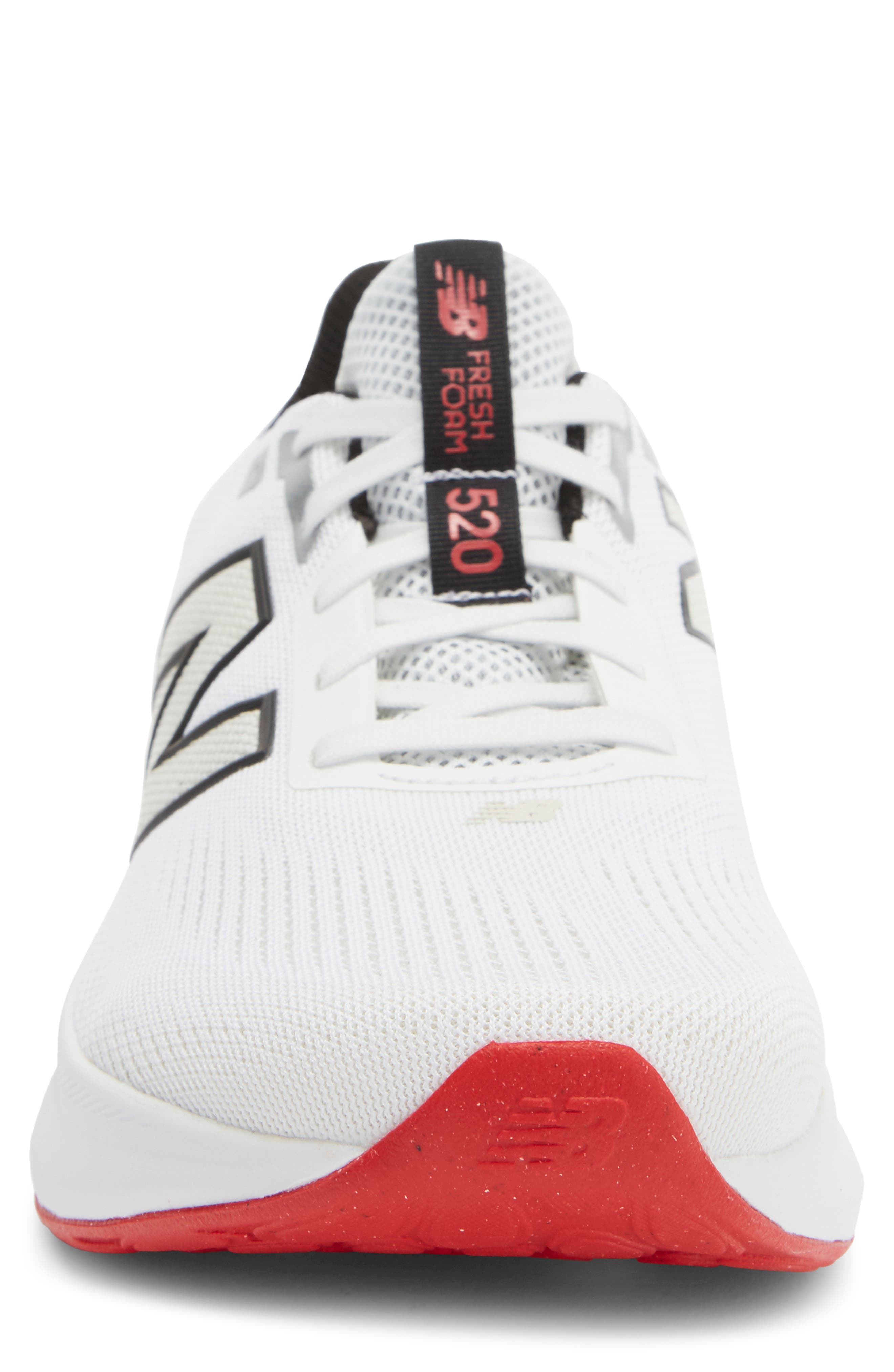 Fresh Foam 520 V9 Running Shoe, Alternate, color, NB 103 WHITE/ BLACK