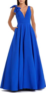 Mac Duggal Women's Crepe Sleeveless Plunge Neck Ballgown With Bow