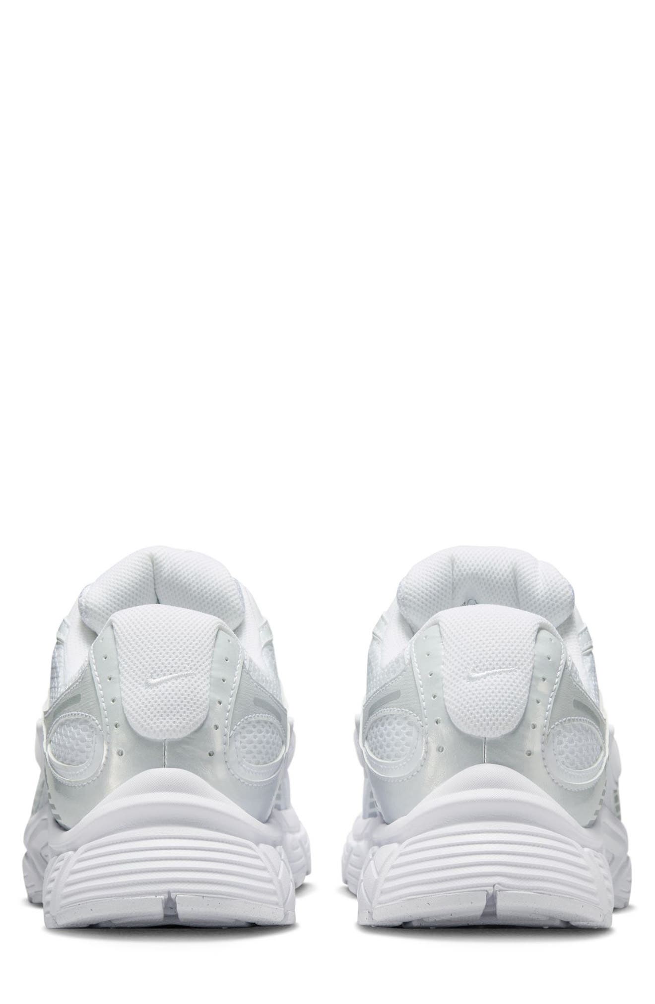V5 RNR Sneaker - image 4