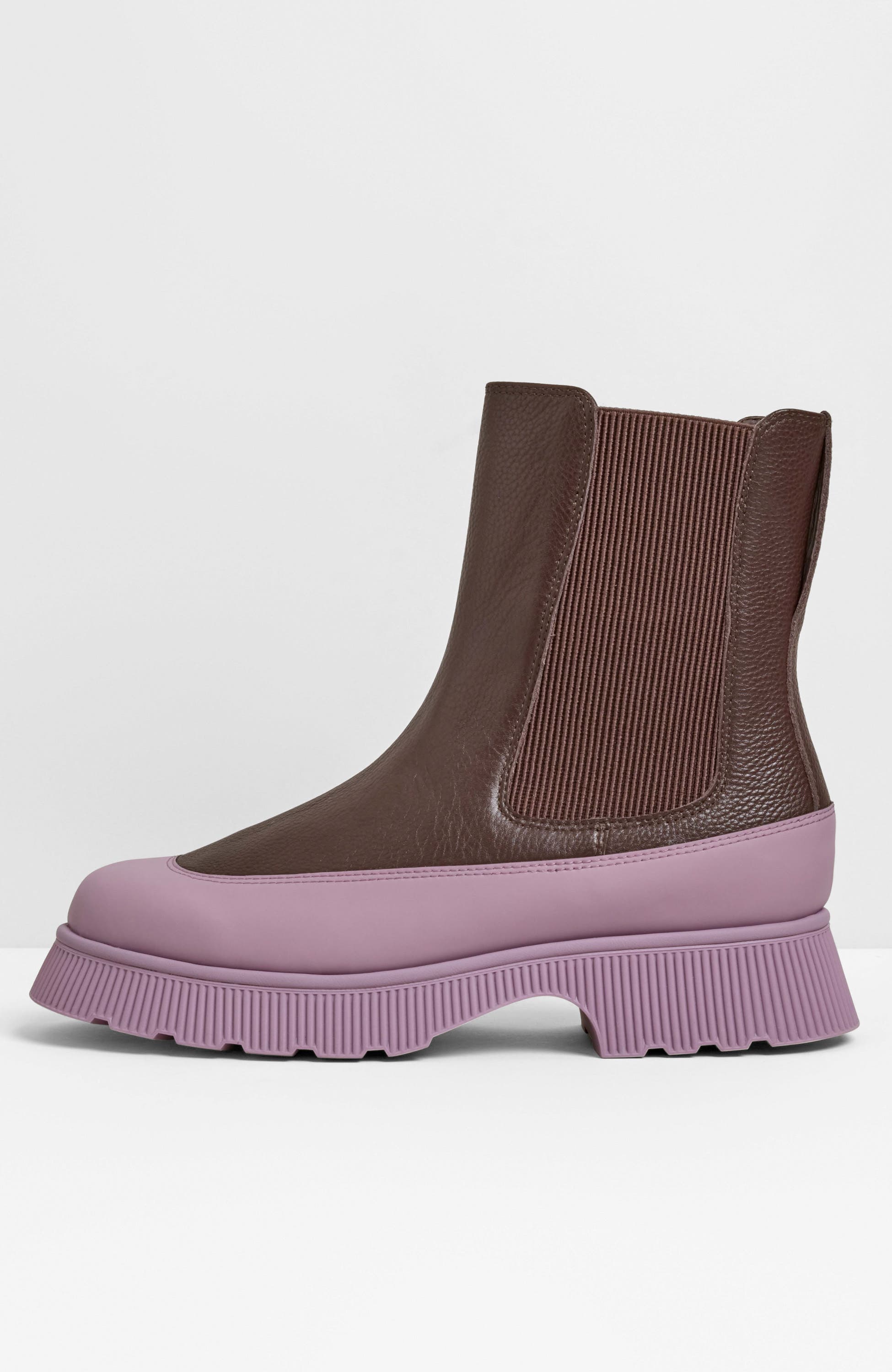 Gwen Mudguard Lug Sole Chelsea Boot, Alternate, color, Umber