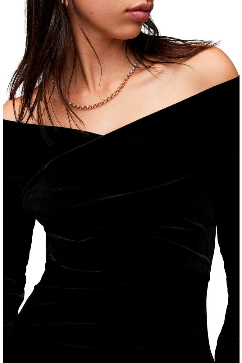 Delta Off the Shoulder Long Sleeve Velvet Midi Dress, Alternate, color, BLACK