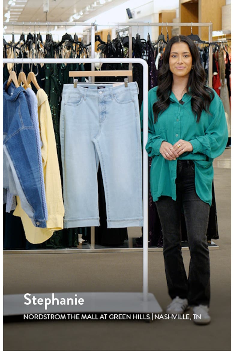 Marilyn Cool Embrace Straight Crop Jeans video