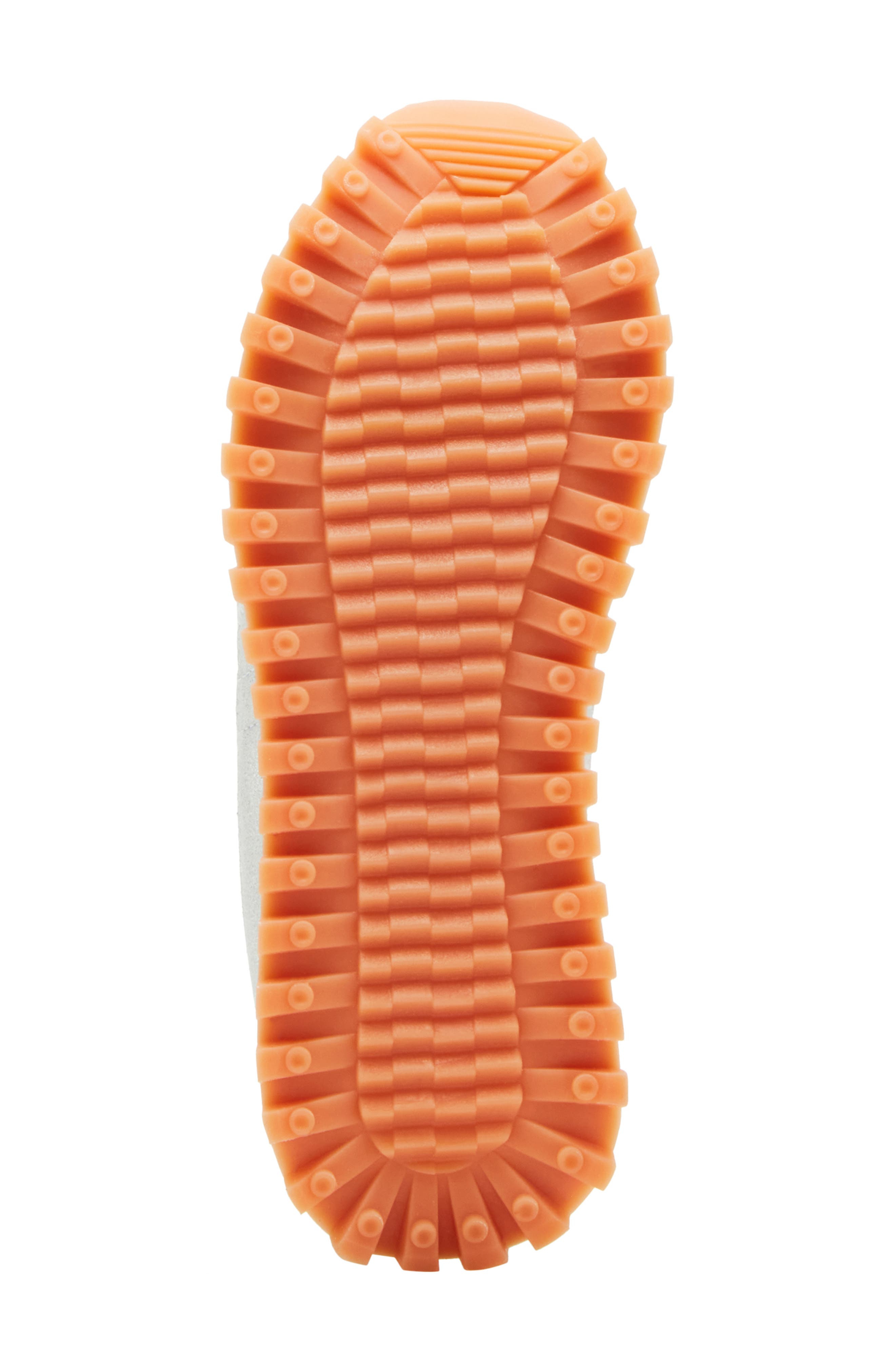 Blondo Lois Retro Waterproof Running Sneaker, Alternate, color, Silver Leather