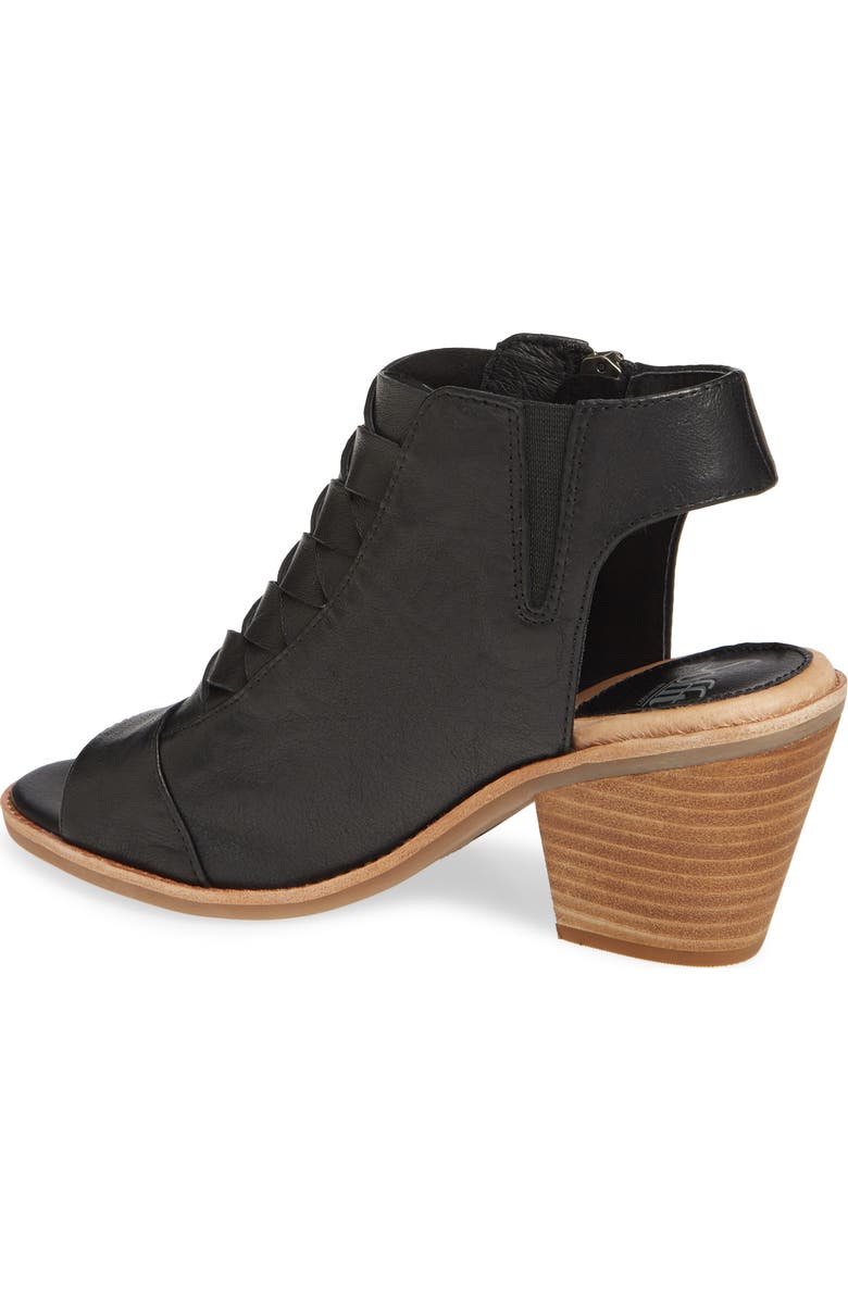 Söfft Mckenna Sandal, Alternate, color,