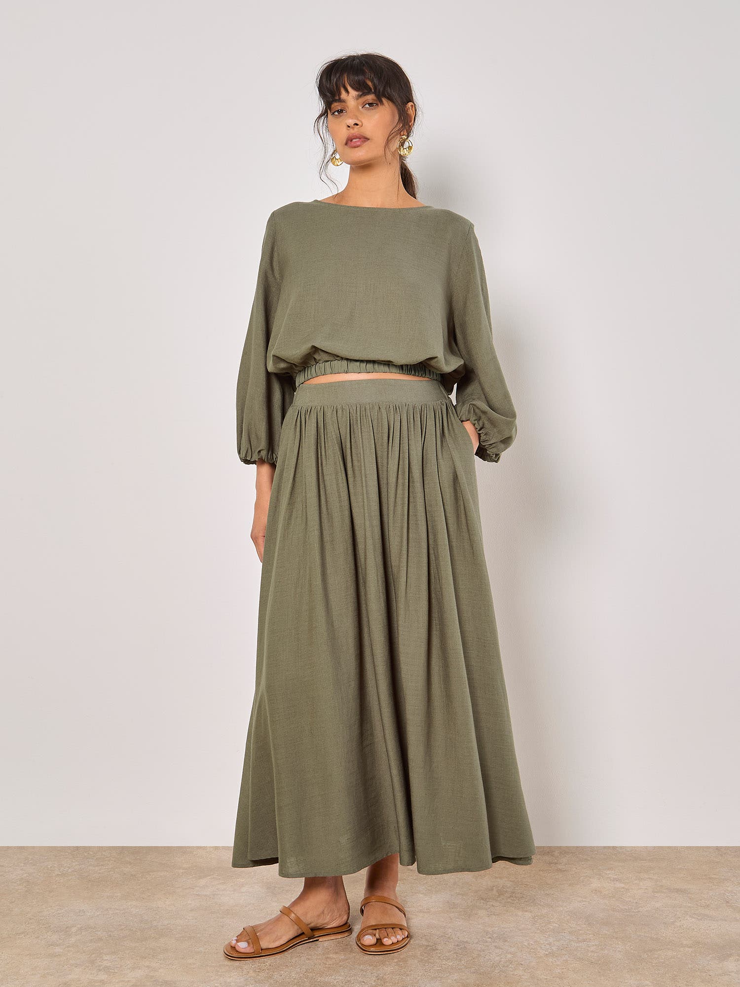 selected Khaki