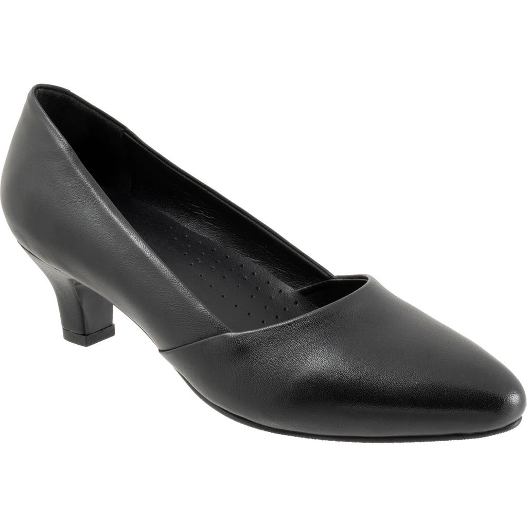 Trotters Kylie Kitten Heel Pump In Black