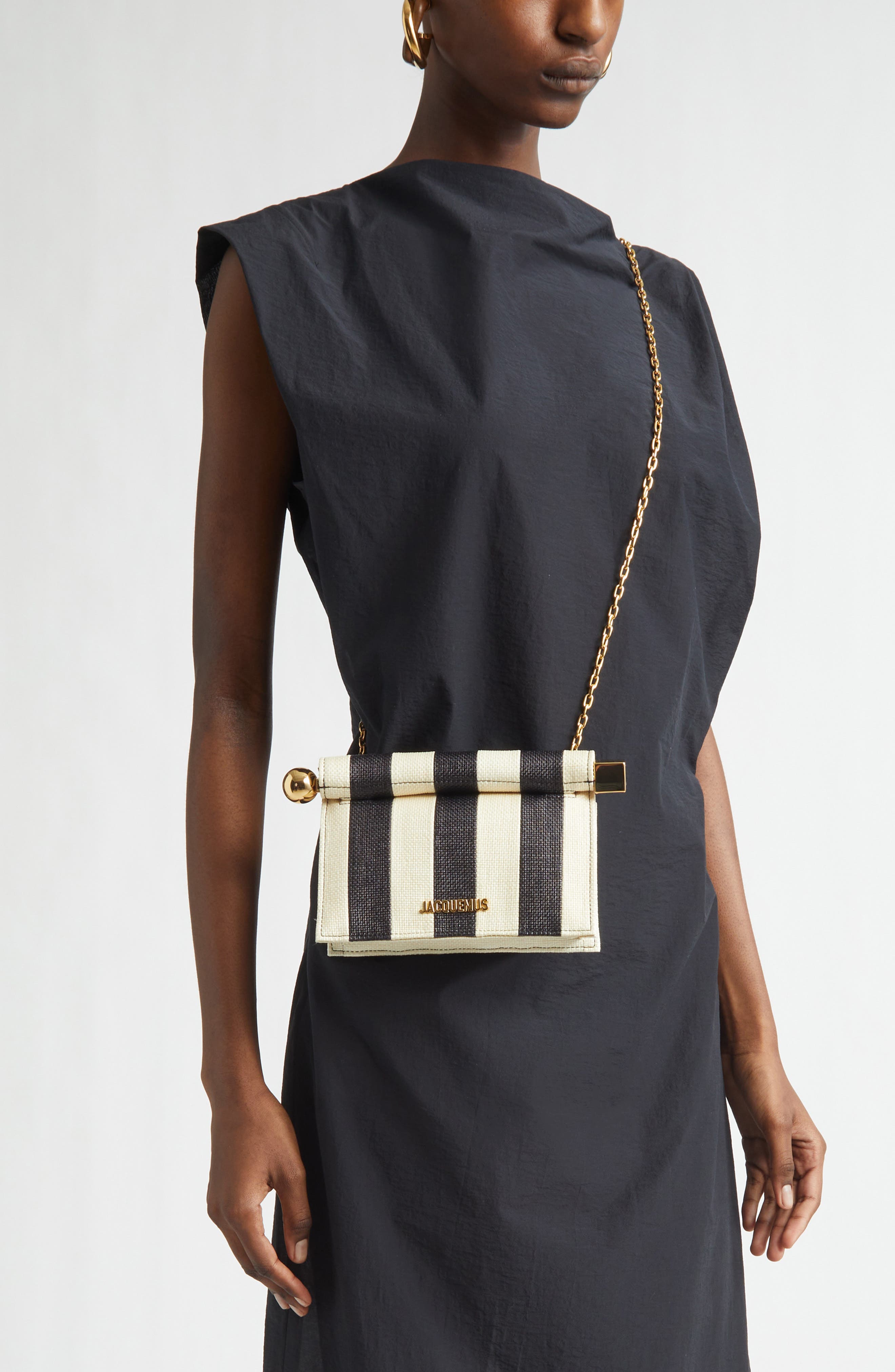 Jacquemus La Petite Pochette Rond Carré Nylon Clutch, Alternate, color, Natural / Black 1Fy