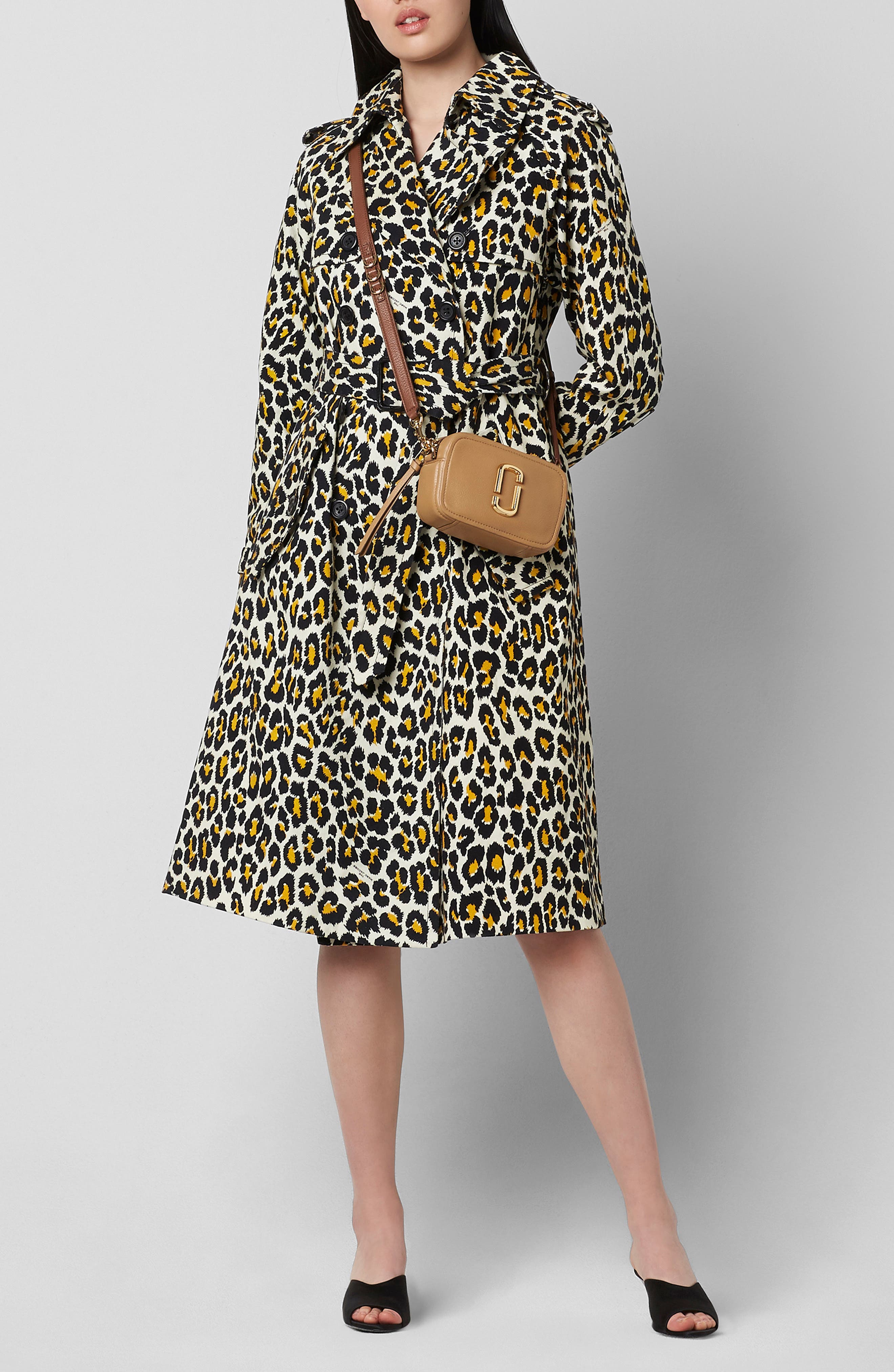 Marc Jacobs The Softshot 17 Leather Crossbody Bag, Alternate, color, 