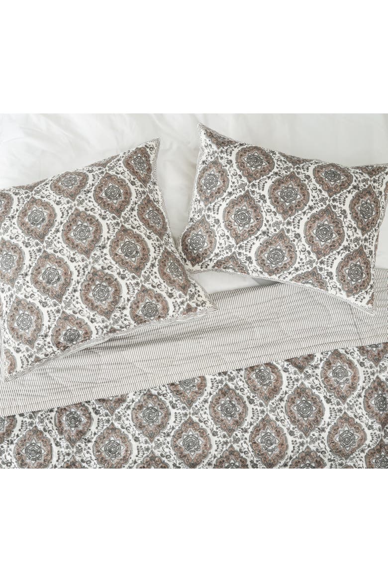Freddie Onyx Shams Collection, Alternate, color, Black