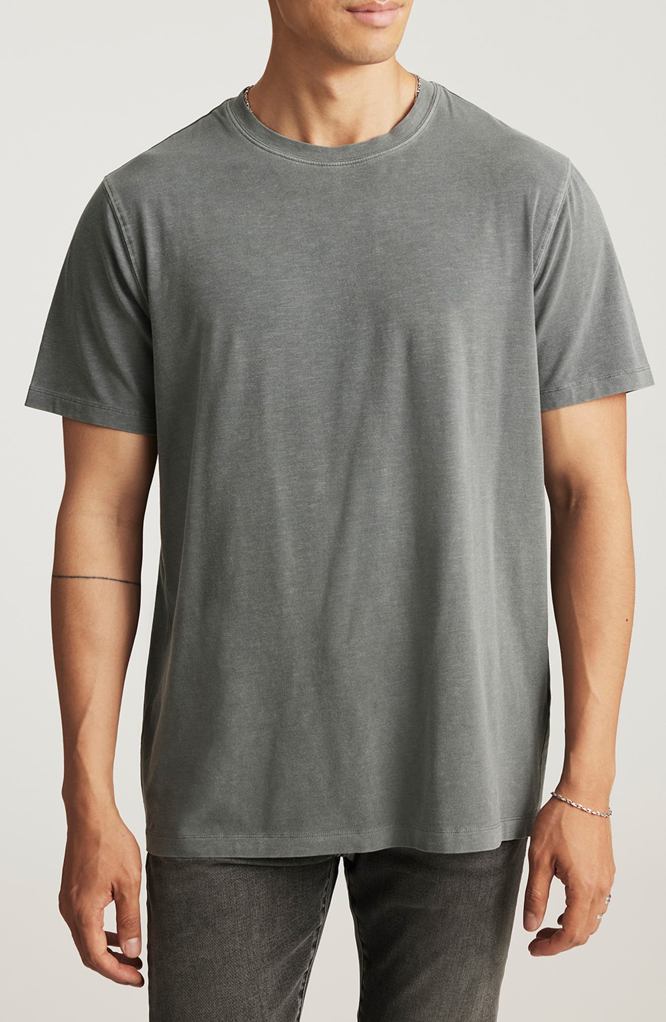 selected URBAN CHIC