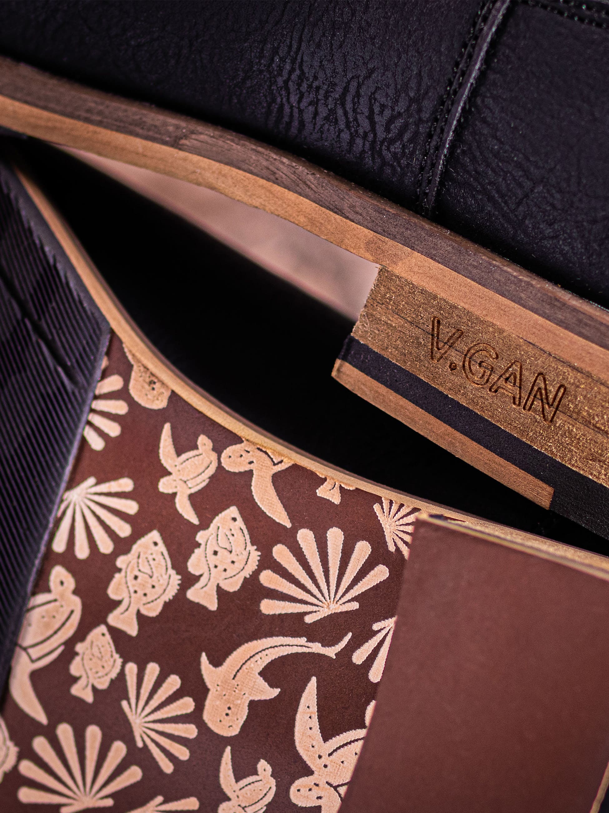 V.GAN LONDON Chilli 2 Chelsea Boots, Alternate, color, Black