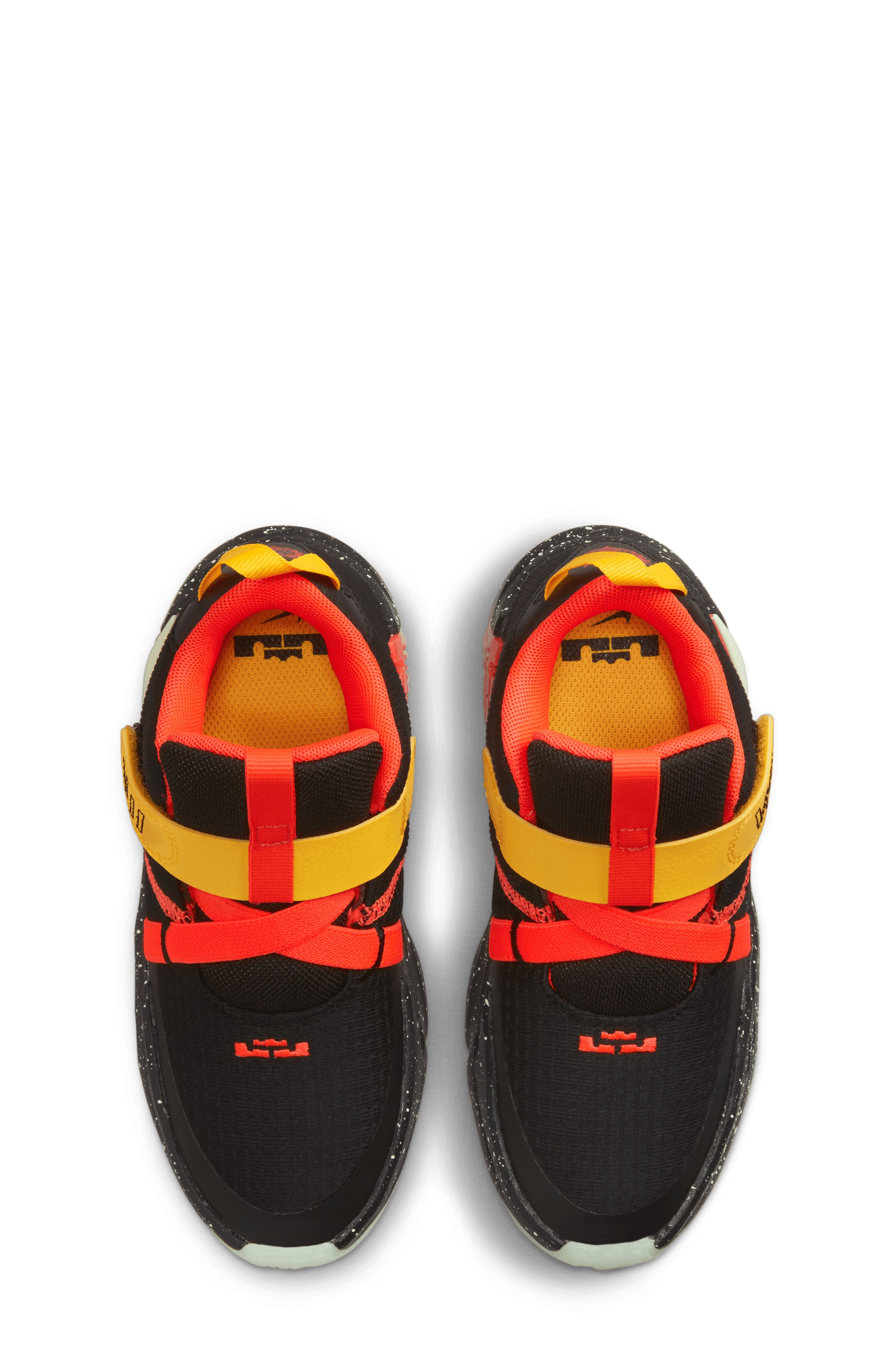 Nike Kids' LeBron Witness 7 Basketball Shoe, Alternate, color, 