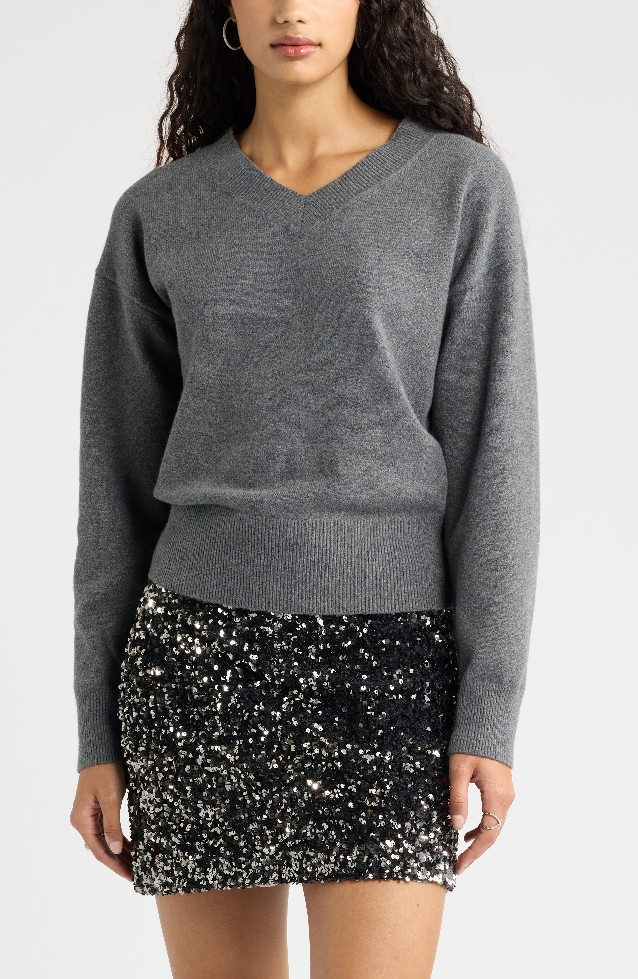 GREY MEDIUM CHARCOAL HEATHER