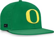 Nike Men's Nike Green Oregon Ducks On-Field Dugout True Performance Fitted Hat
