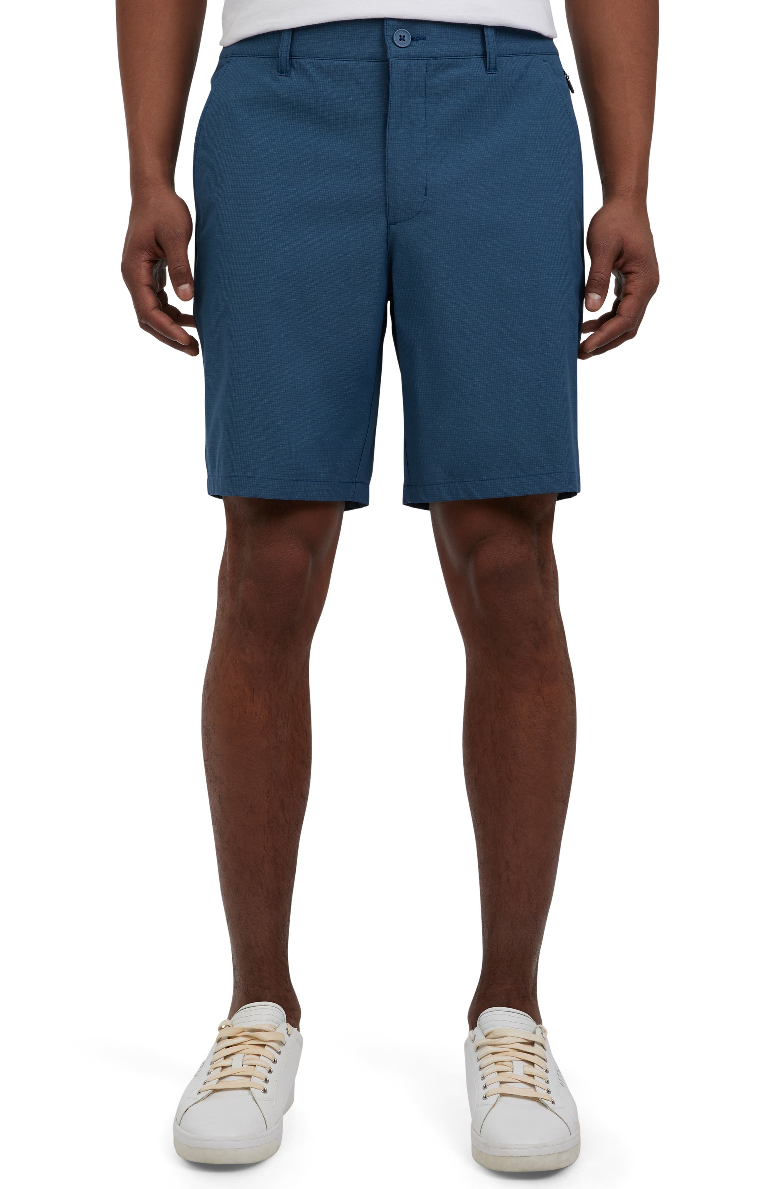 DKNY SPORTSWEAR Kelton Tech Chino Shorts