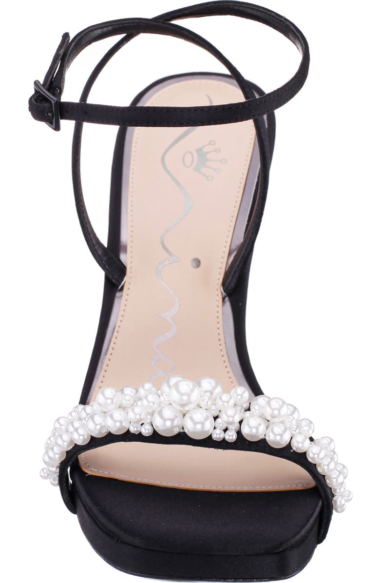 Nina Evette Ankle Strap Platform Sandal, Alternate, color, Black