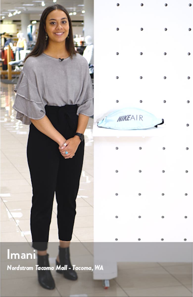 Air Heritage Belt Bag, sales video thumbnail