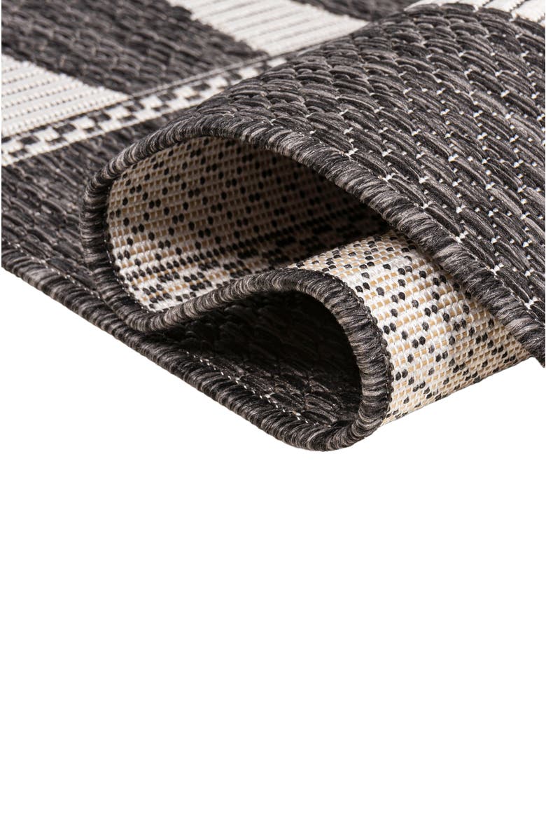 JONATHAN Y Odette Modern Geometric Abstract Two-Tone Indoor/Outdoor Area Rug, Alternate, color, Black/Cream