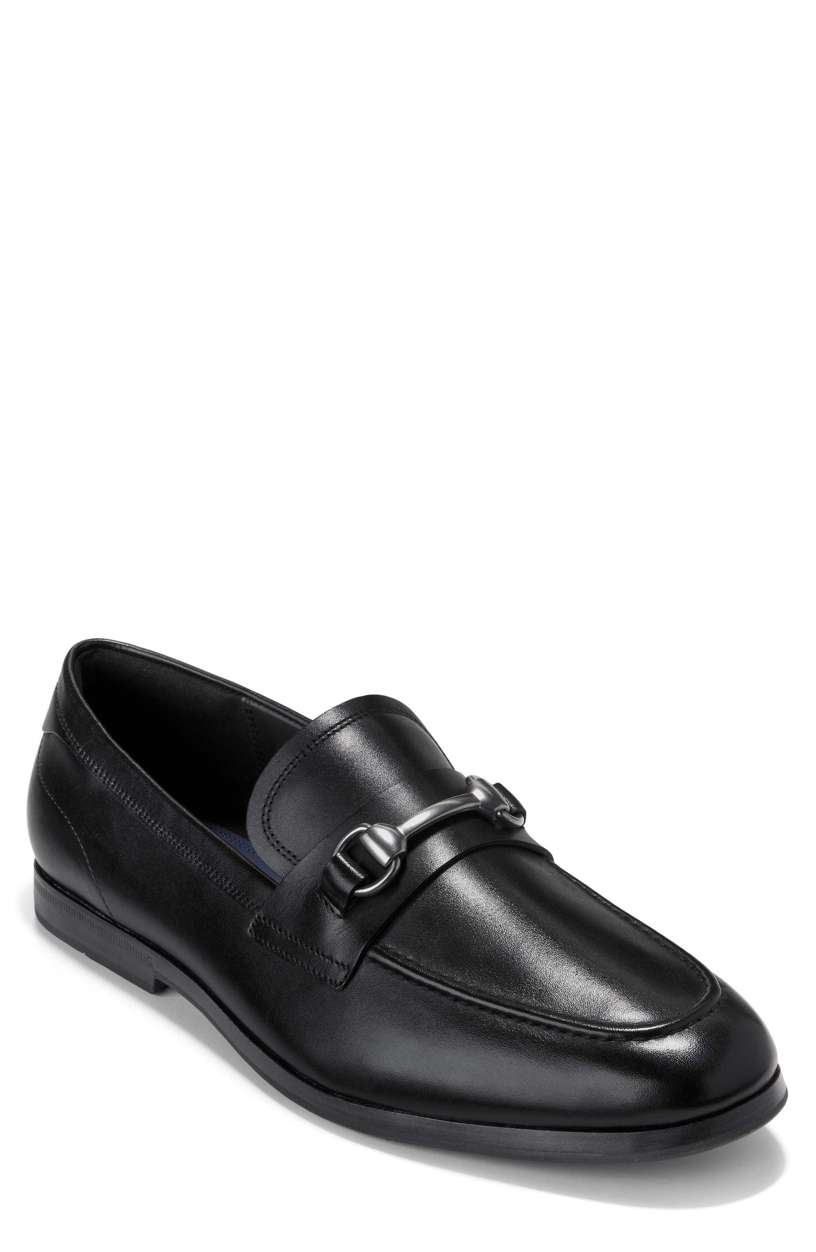 BLACK / BLACK