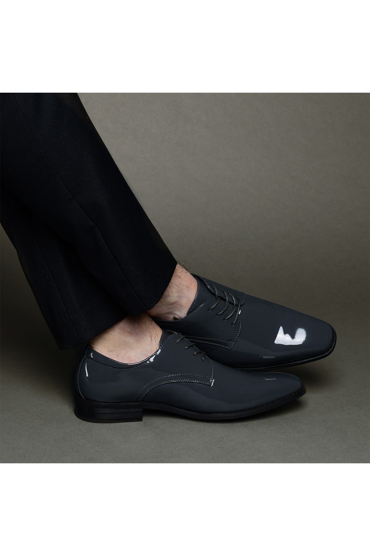 VANCE CO Cole Dress Shoe - Wide Width, Alternate, color, Grey