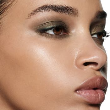 Eye Wardrobe Eyeshadow Palette