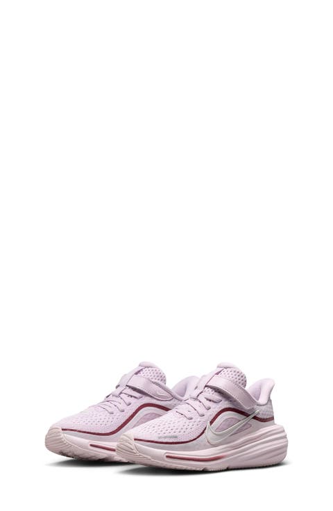 Air Winflo 12 Running Shoe