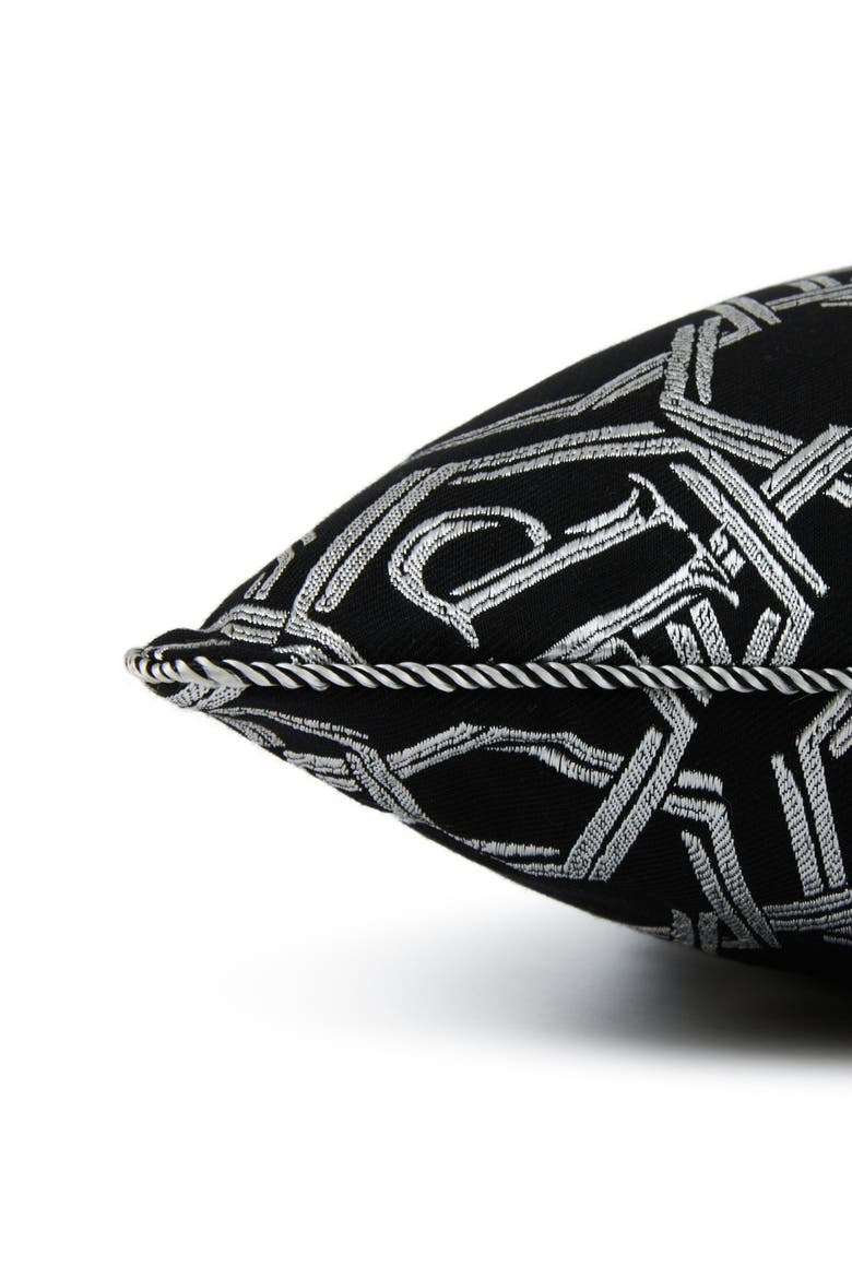 Jacquard Cushion Chains 60X60 Unisex, Alternate, color, black/silver