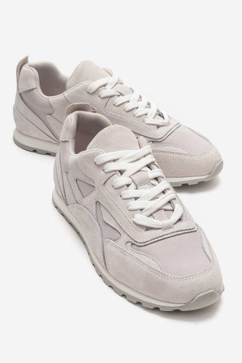 Sahra Leather Sneaker