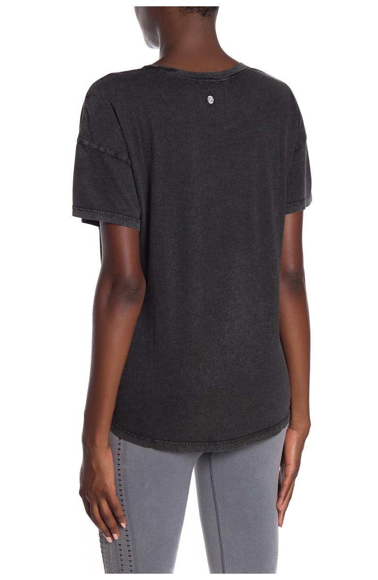 Z by Zella Love Me Pocket T-Shirt, Alternate, color,