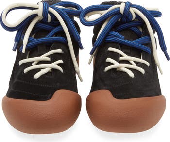 Flexion Sneaker