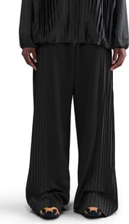 Nike Pleated Wide Leg Pants