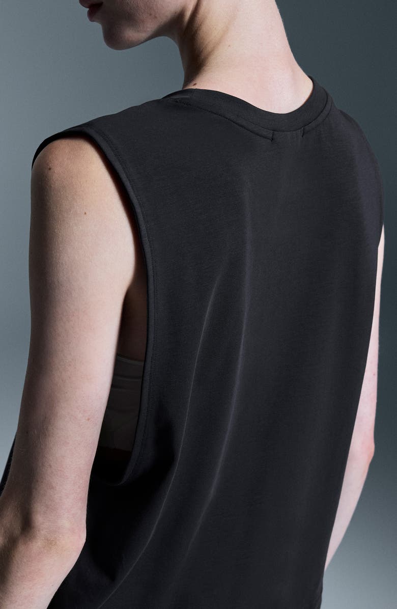 On Focus Sleeveless Running Crop Top, Alternate, color, Black