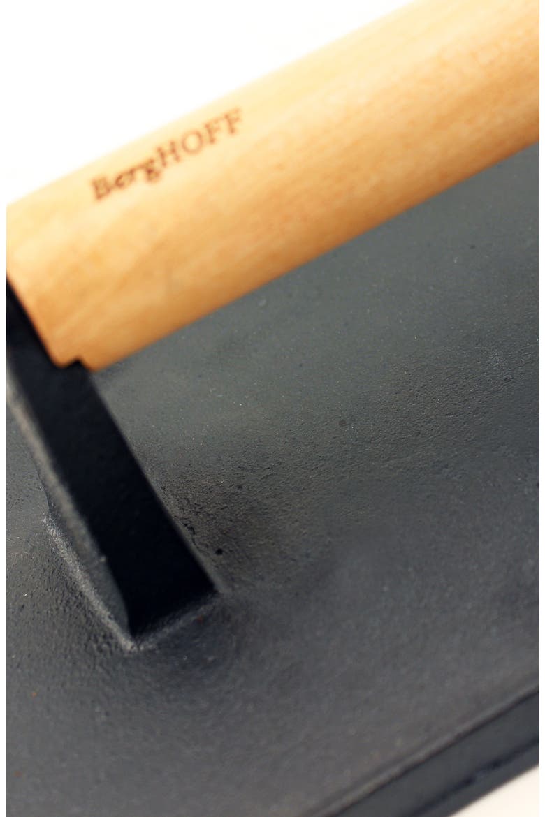 INTERNATIONAL Cast Iron Bacon/Steak Press, Alternate, color, BLACK