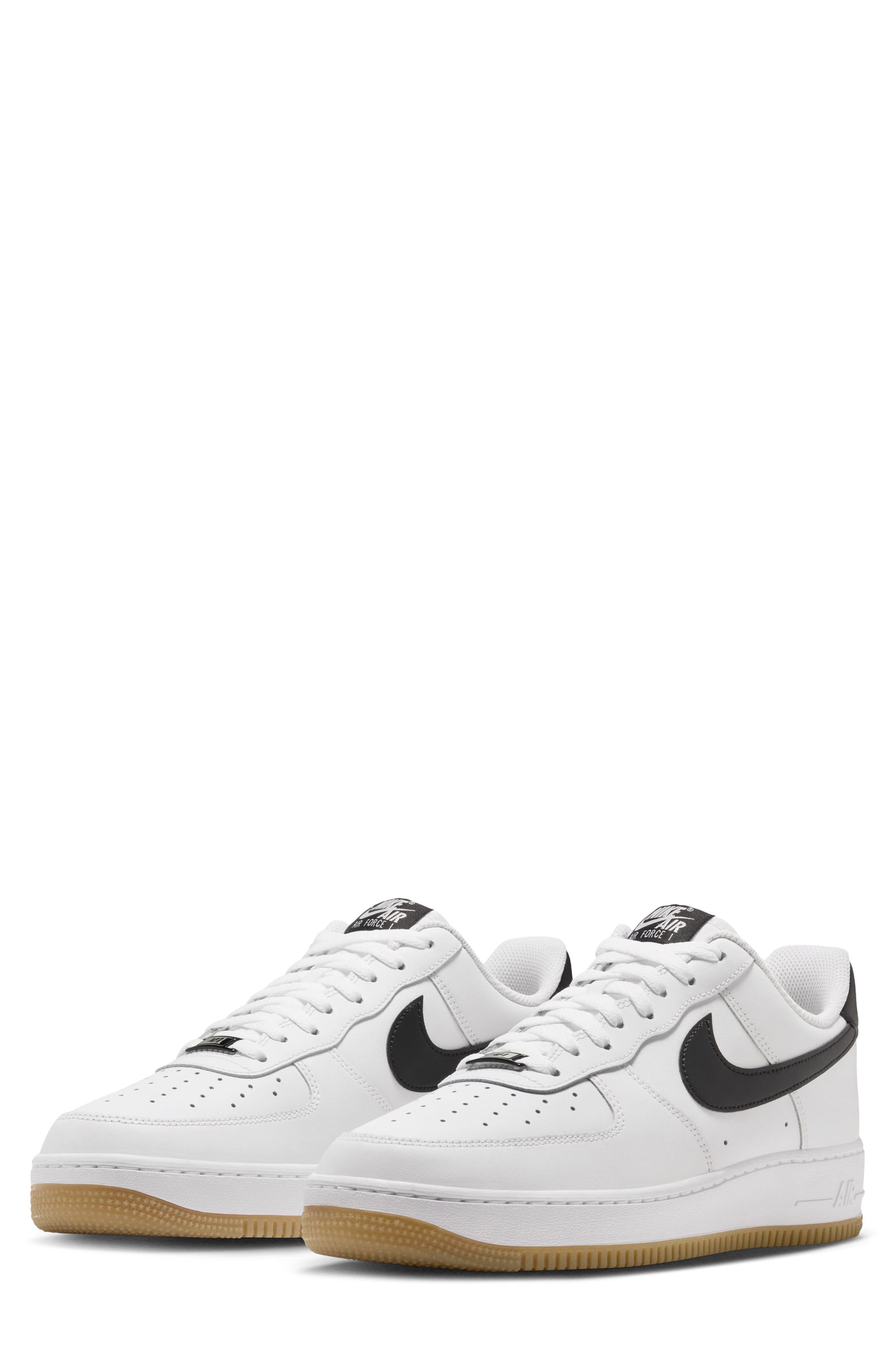 WHITE/ BLACK/ LIGHT BROWN