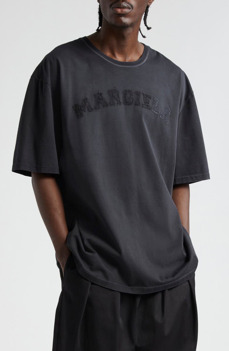 Maison Margiela Distressed Appliqué Logo Cotton T-Shirt, Main, color, 
