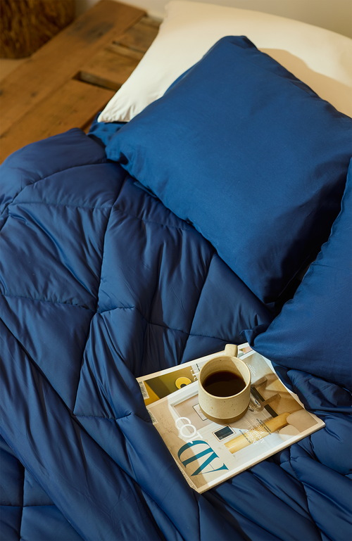 Slumber Cloud Lightweight Ultracool Comforter In Blue