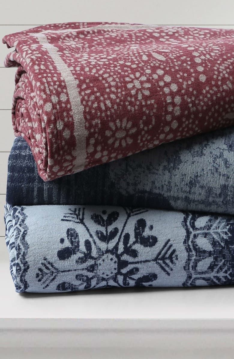 AZORES HOME Yarn Dyed Organic Cotton Throw Blanket, Alternate, color, Snowflakes Navy