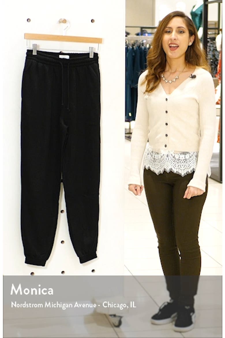 Oversize Joggers video