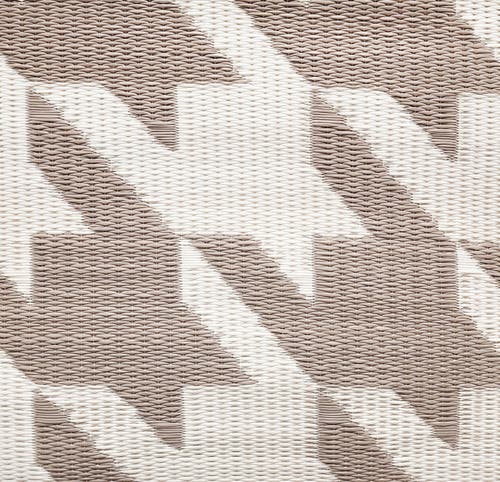 Mad Mats Houndstooth Sand & White Rug