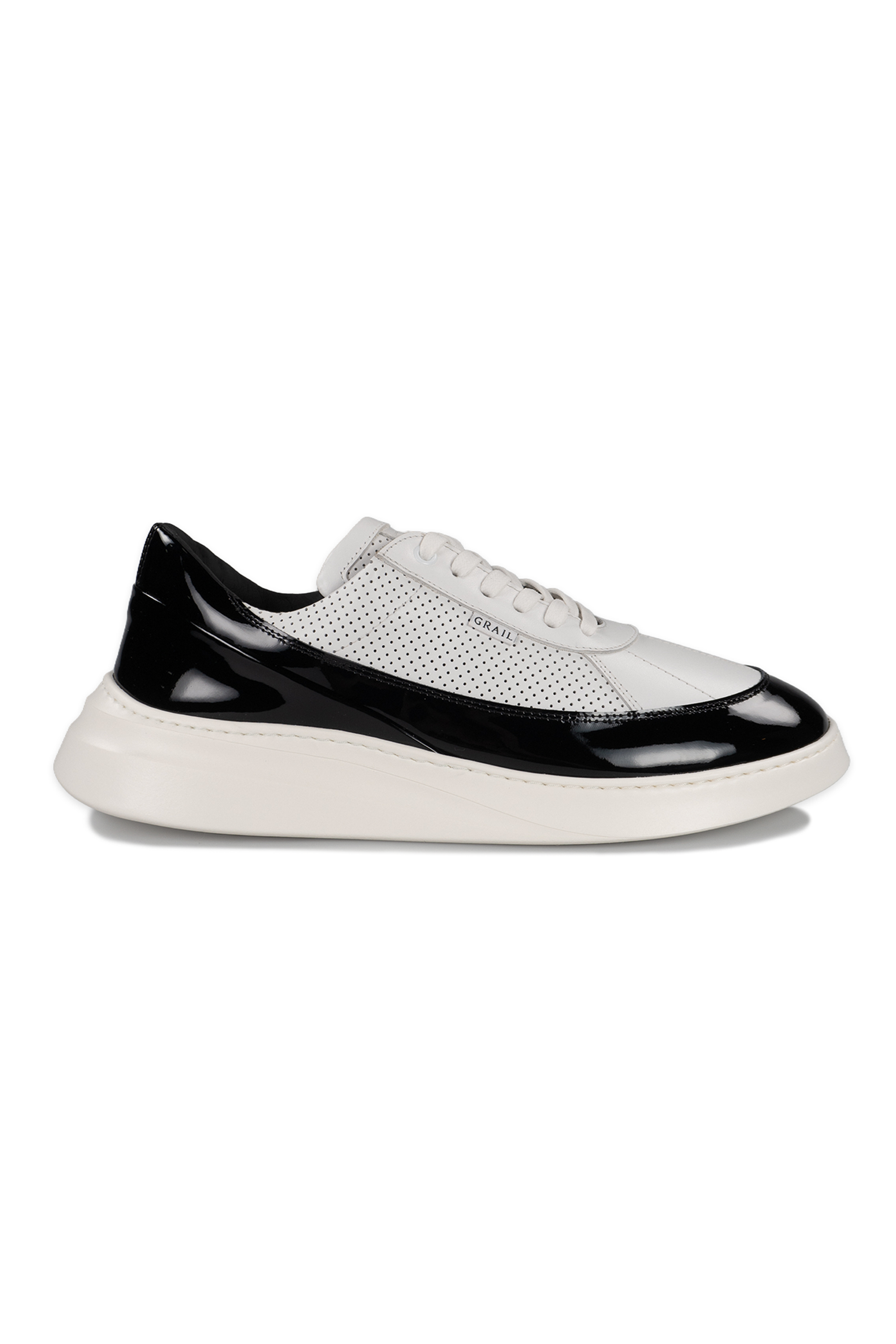 Showman Men's Leather Sneaker, Alternate, color, Midnight Black / White Sole