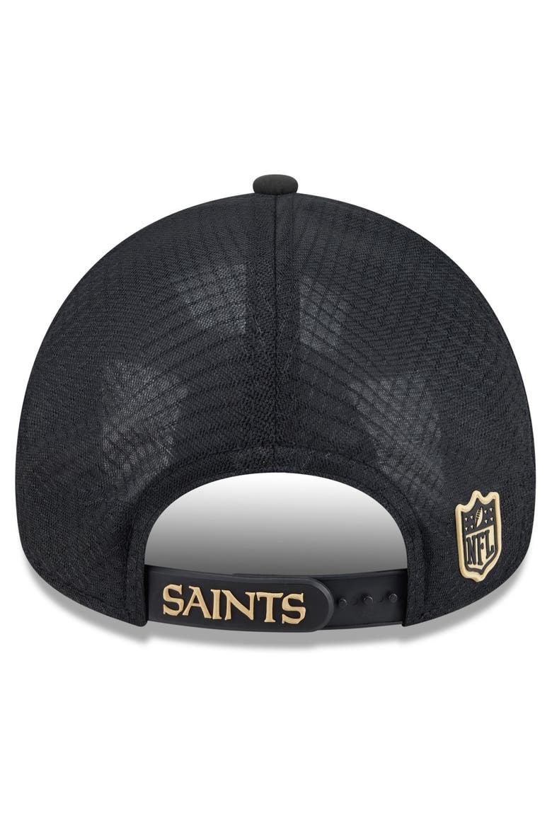 Men's New Era Black New Orleans Saints 2026 Sideline Apex 9FORTY Adjustable Trucker Hat, Alternate, color, Black