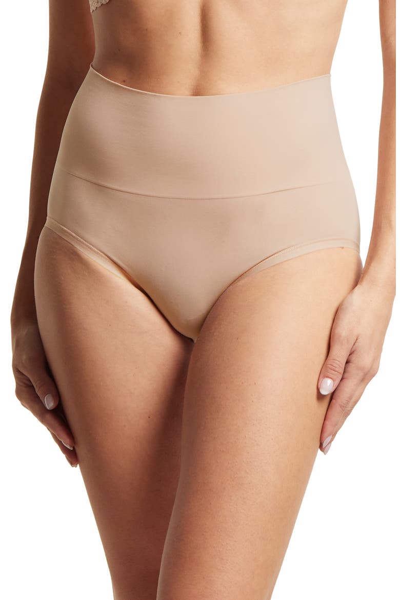 Body Boyshorts video