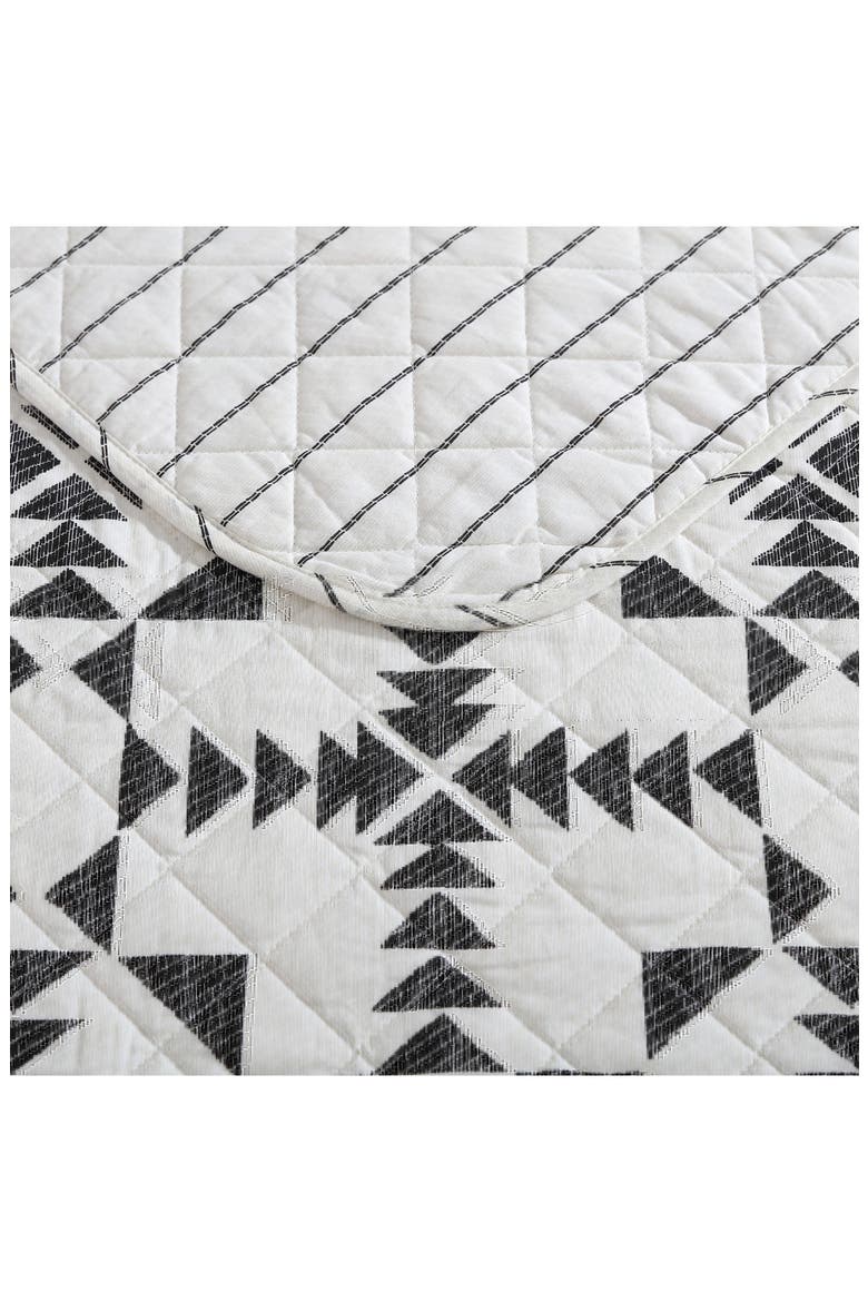 Arrowhead Cotton Quilt 3-Piece Set, Alternate, color, CARBON
