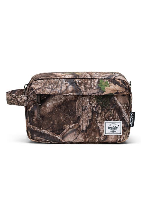 x Realtree® Chapter Travel Kit