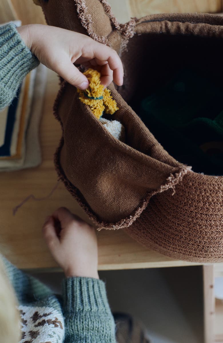 Lorena Canals Chicken Basket, Alternate, color, Toffee Red Dark Grey Honey