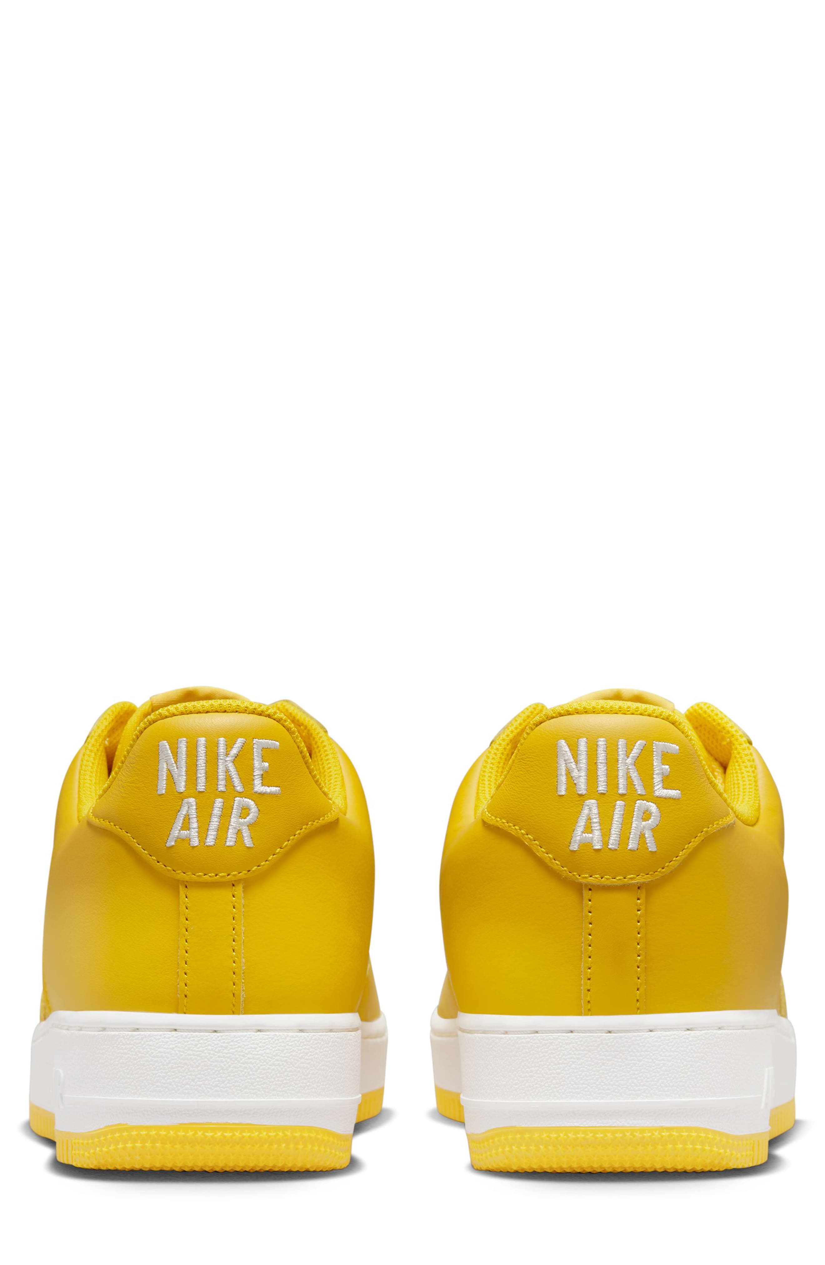 Nike Air Force 1 Low Retro Basketball Sneaker, Alternate, color, 