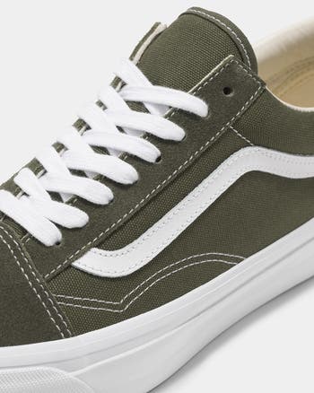 Old Skool Low Top Sneaker